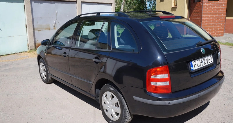 Skoda Fabia cena 8600 przebieg: 112875, rok produkcji 2004 z Chodzież małe 79